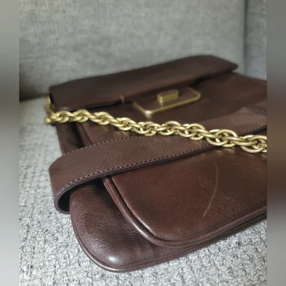 Kenneth Cole New York Leather Crossbody With Metal Chain - Picture 4 of 12